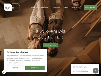 Medinės vidaus durys, grindys ir laiptai iš ąžuolo – Medžio